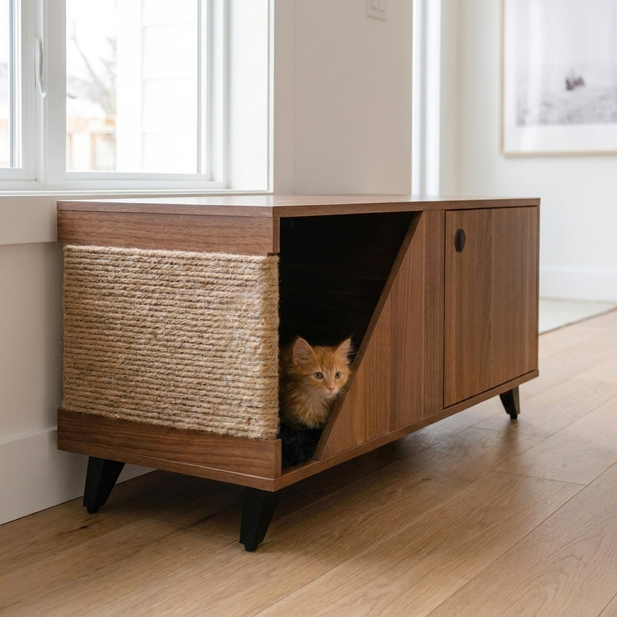 Jessie Jr. Pet Cabinet – Nook, Storage & Scratcher