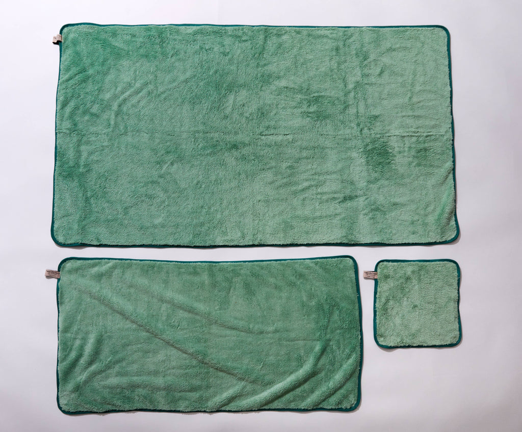 Two Tails Pet N' Dry Microfiber Pet Towel