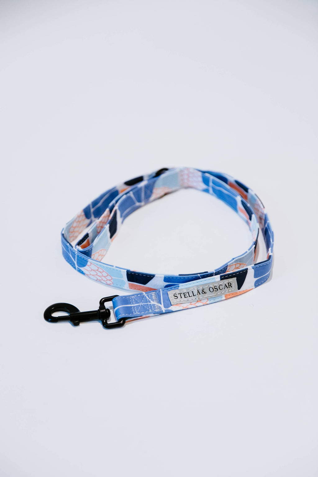 Stella & Oscar Floral Neoprene Dog Leash