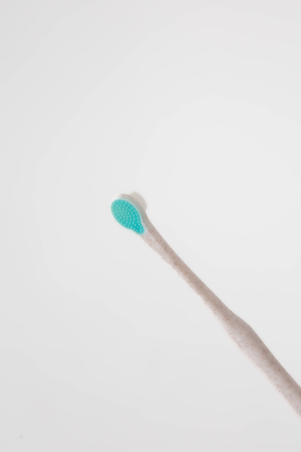 Wag & Bright Supply Co. Puppy Polisher Eco Toothbrush – Pearl (XS)