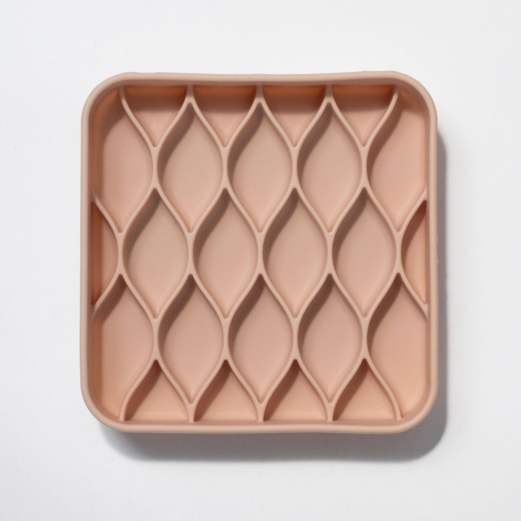 Argyle slow feeder bowl - rose water