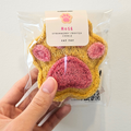Chompurr Rosè Paw Cookie Cat Chew Toy