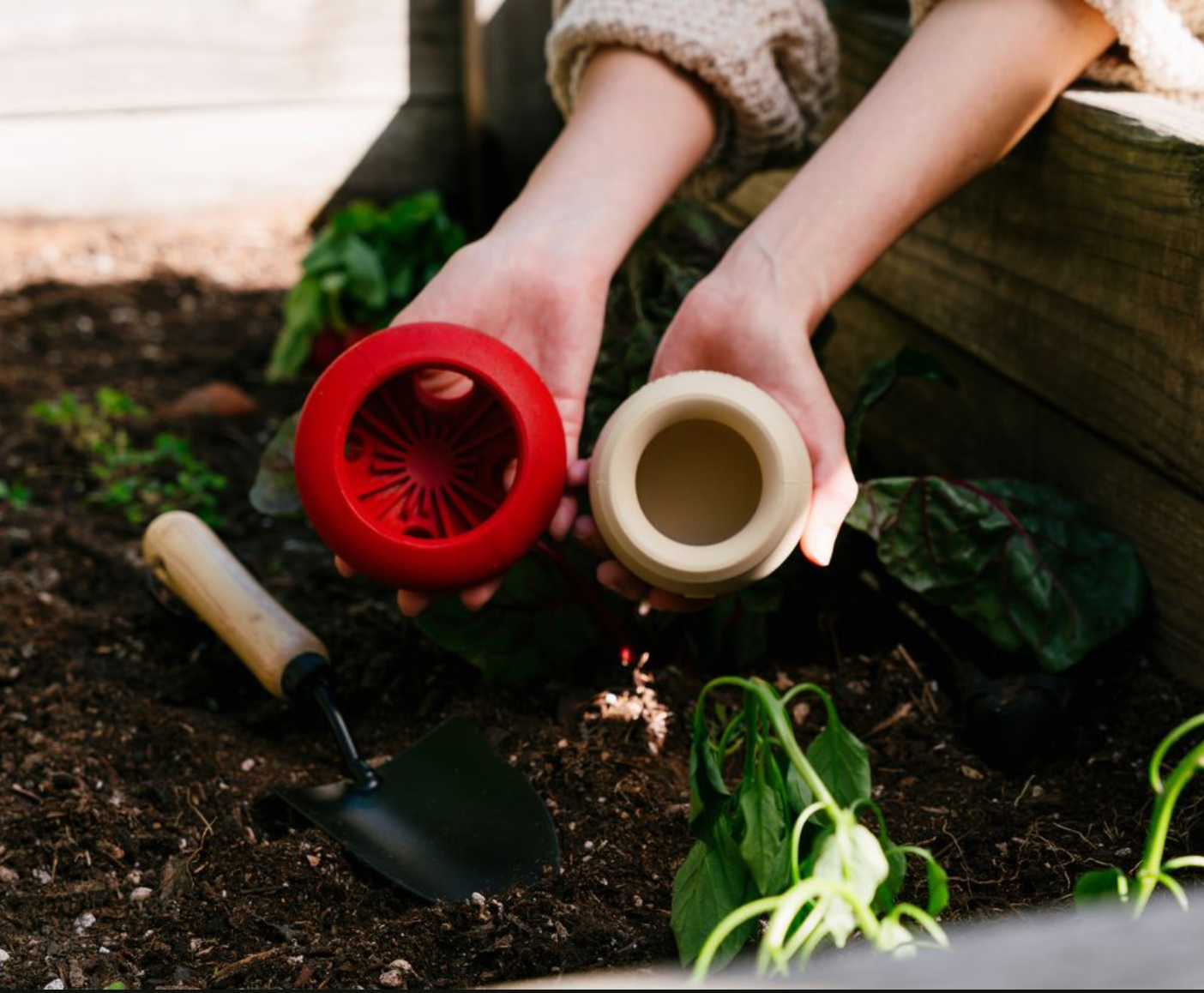 SmartyPaws Tumbler - Mushroom - Interactive dog toy