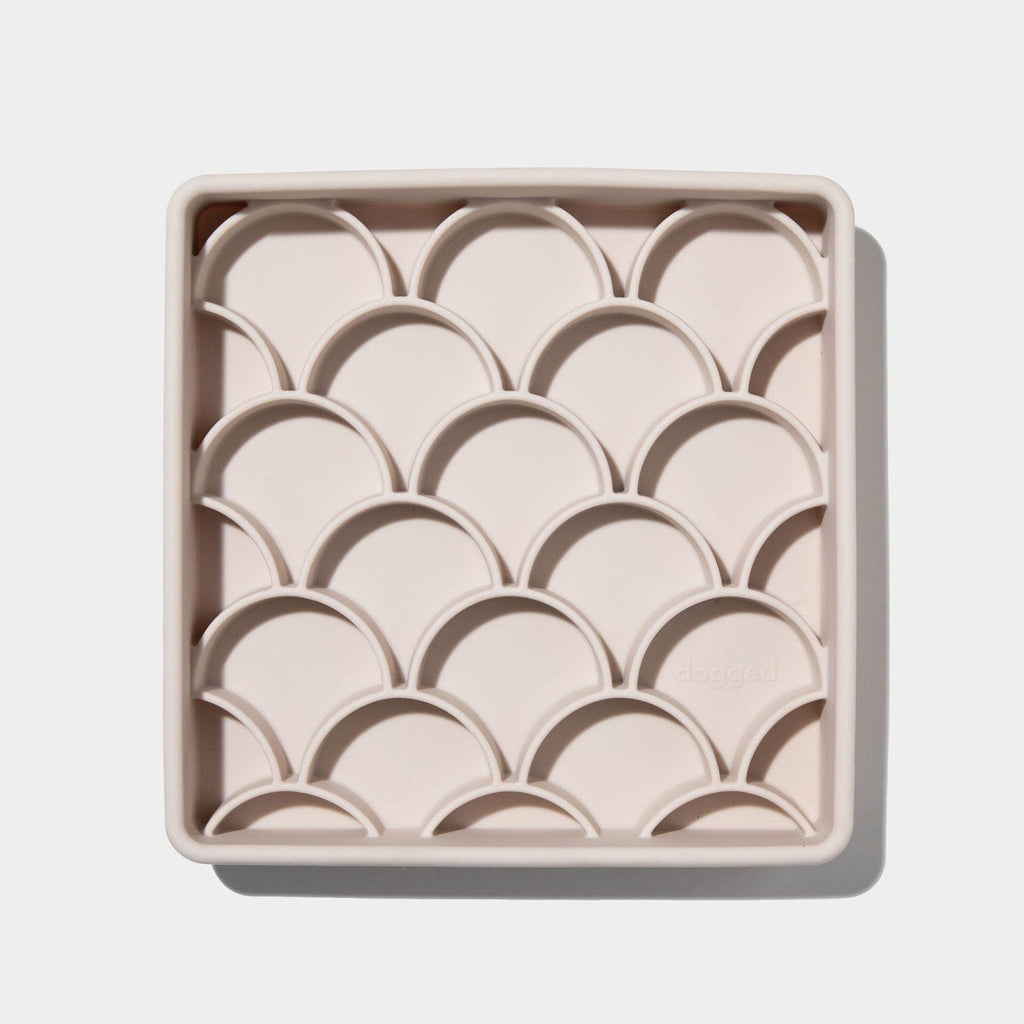 3-in-1 fish scale slow feeder bowl - sand