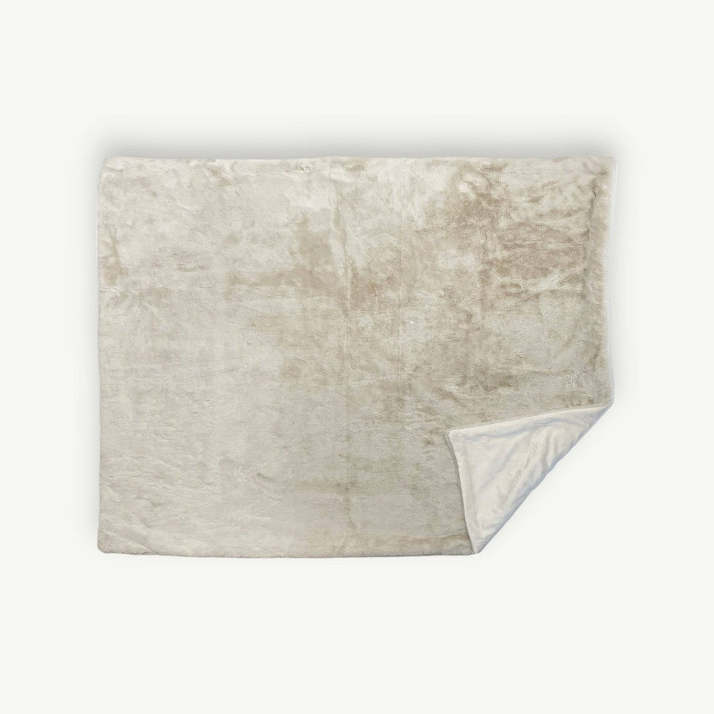 leakproof pet pixie throw