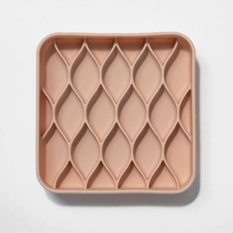 argyle slow feeder bowl - rose water