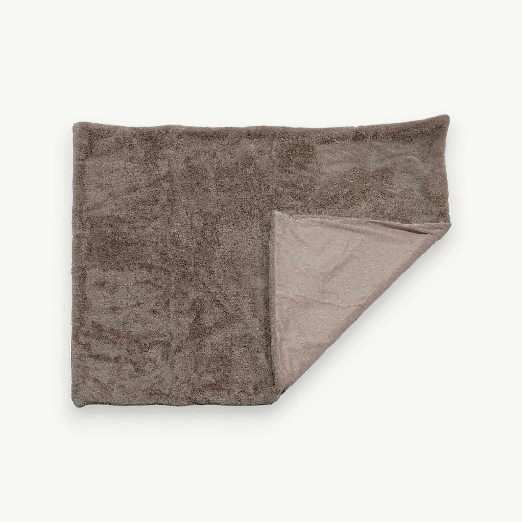 leakproof pet pixie throw