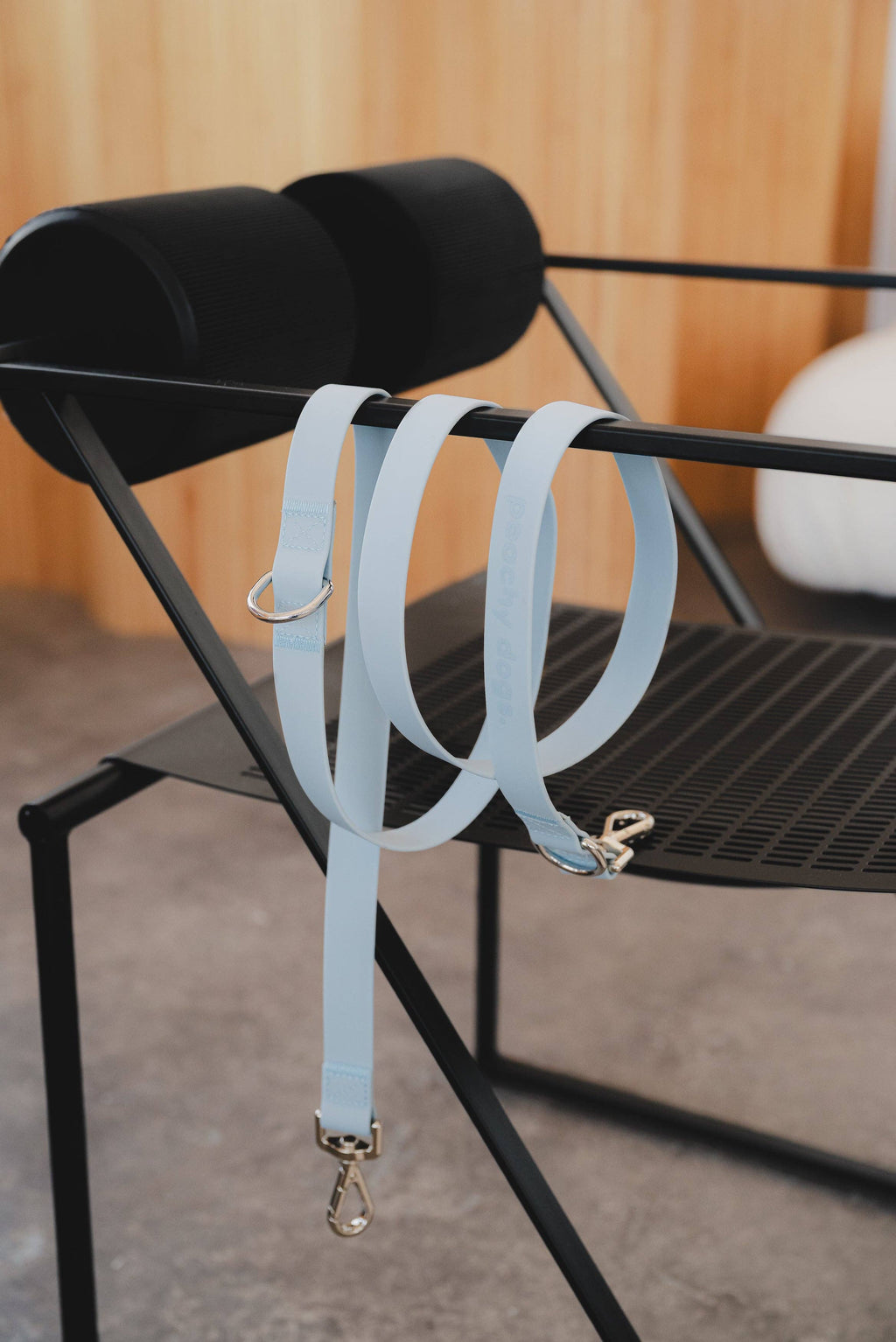 On-the-go Leash in Cloud