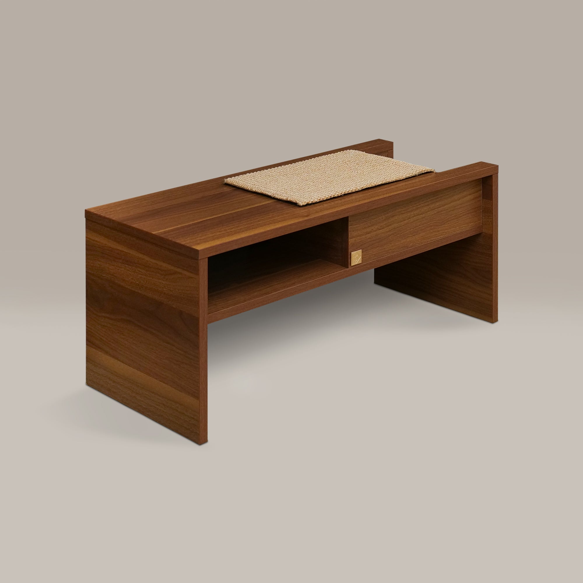 Jewl Nesting Table & Cat Scratcher – Oak & Walnut