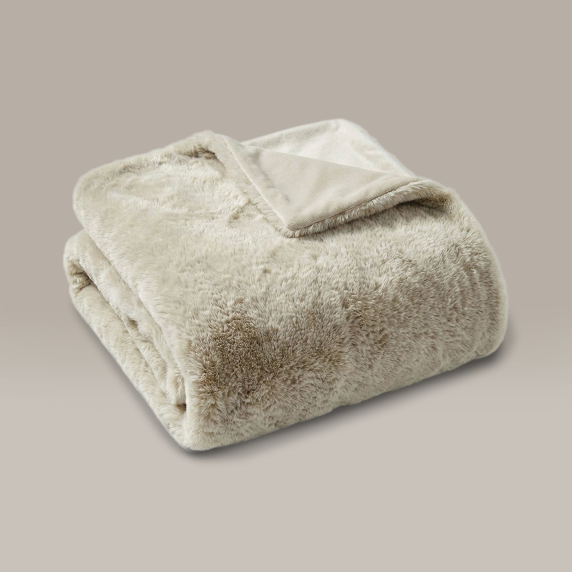 Pixie Pet Throw – Faux Fur, Leak-Resistant, 5 Colours