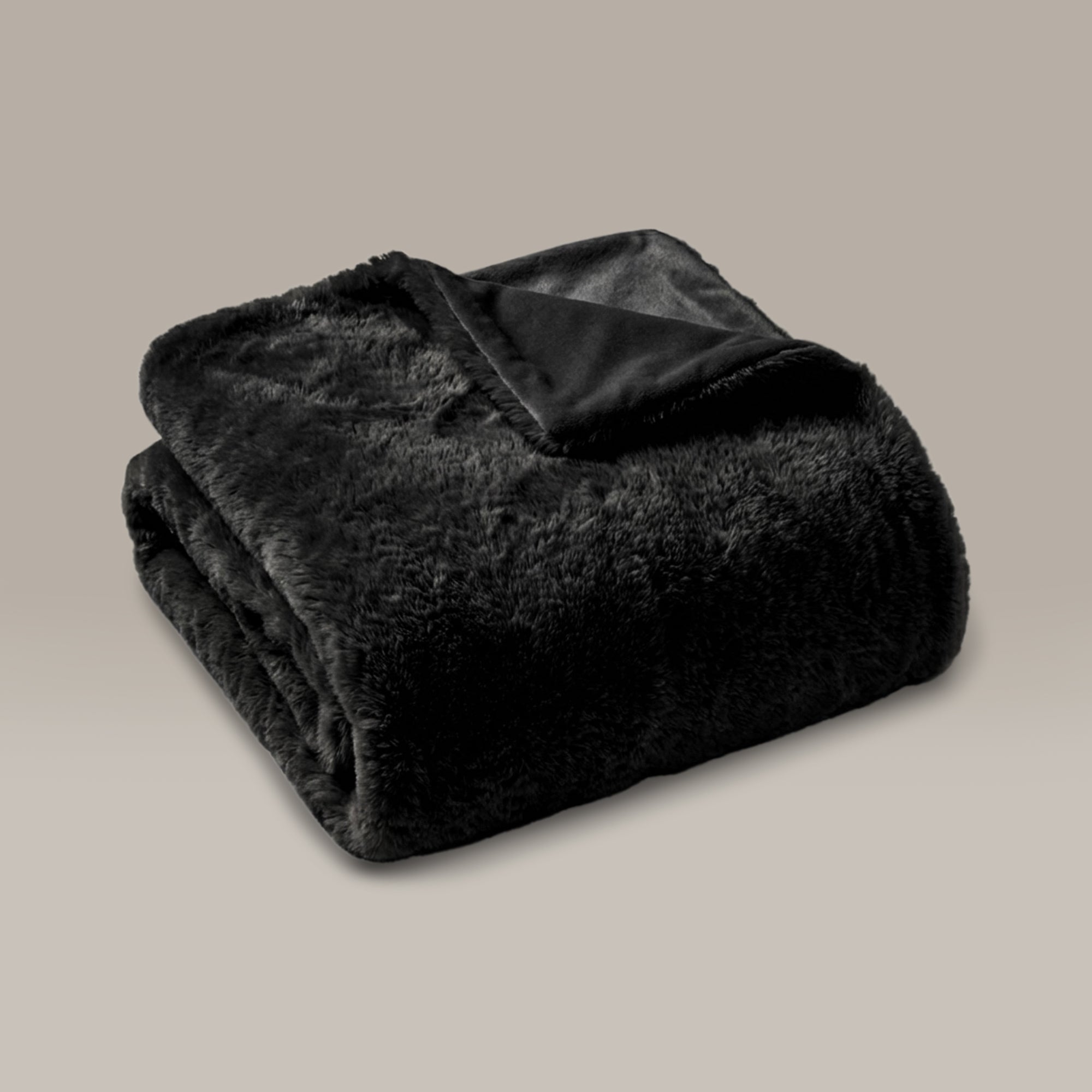 Pixie Pet Throw – Faux Fur, Leak-Resistant, 5 Colours